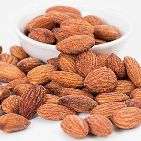 dry fruits name almond
